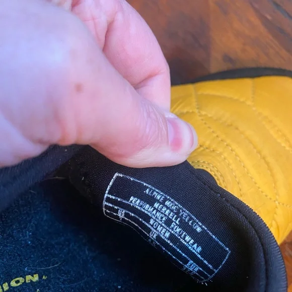 Merrell Yellow and Black womens Shoes - Picture 7 of 8